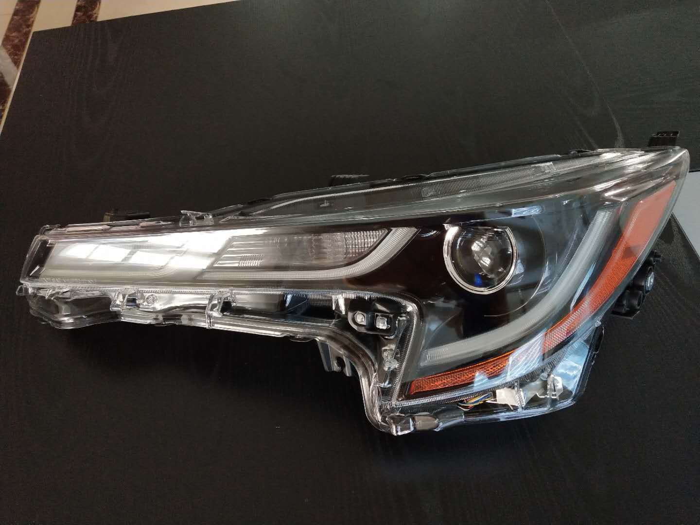 Corolla 2020 head lamp se