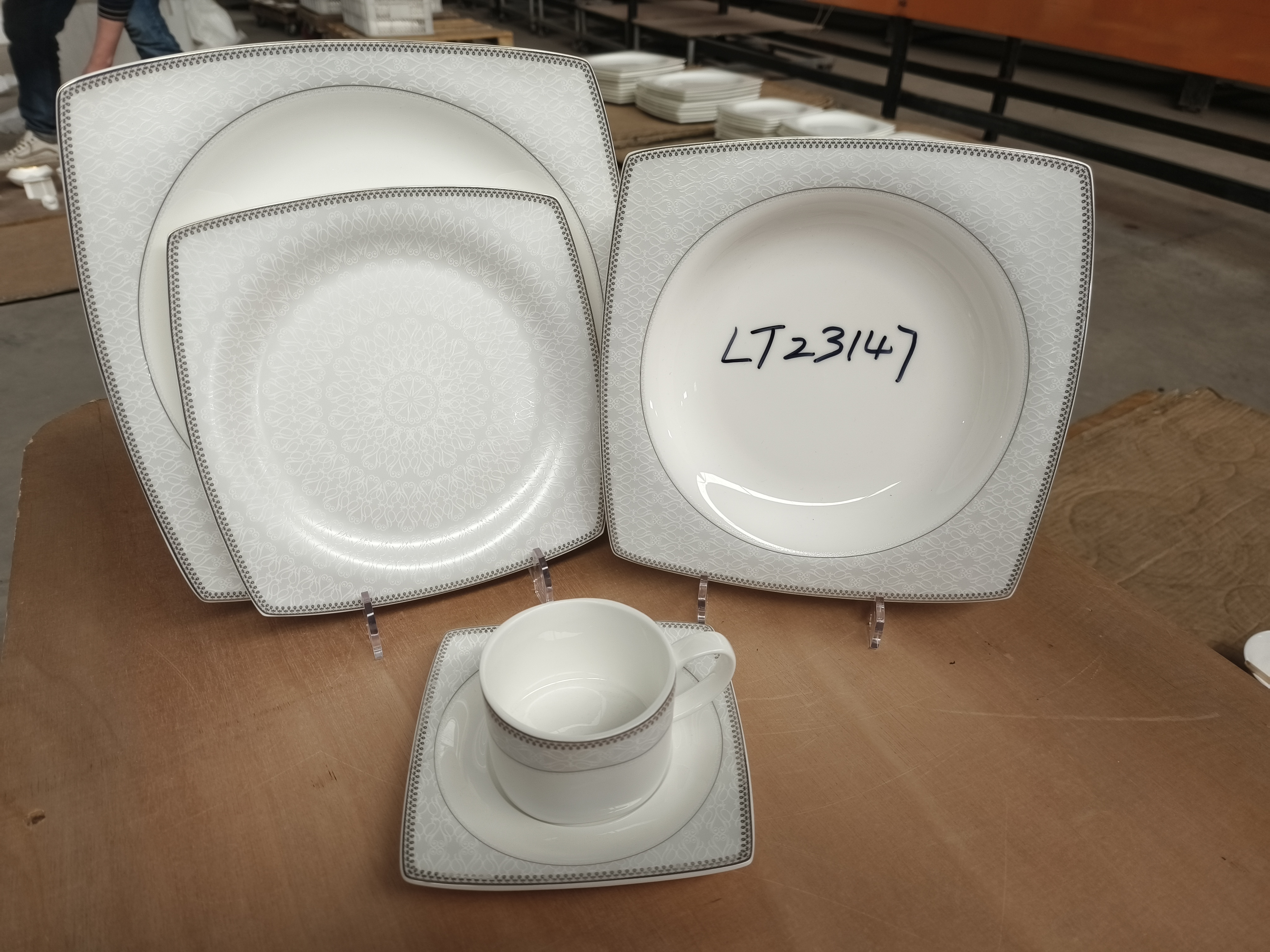 Dinner set