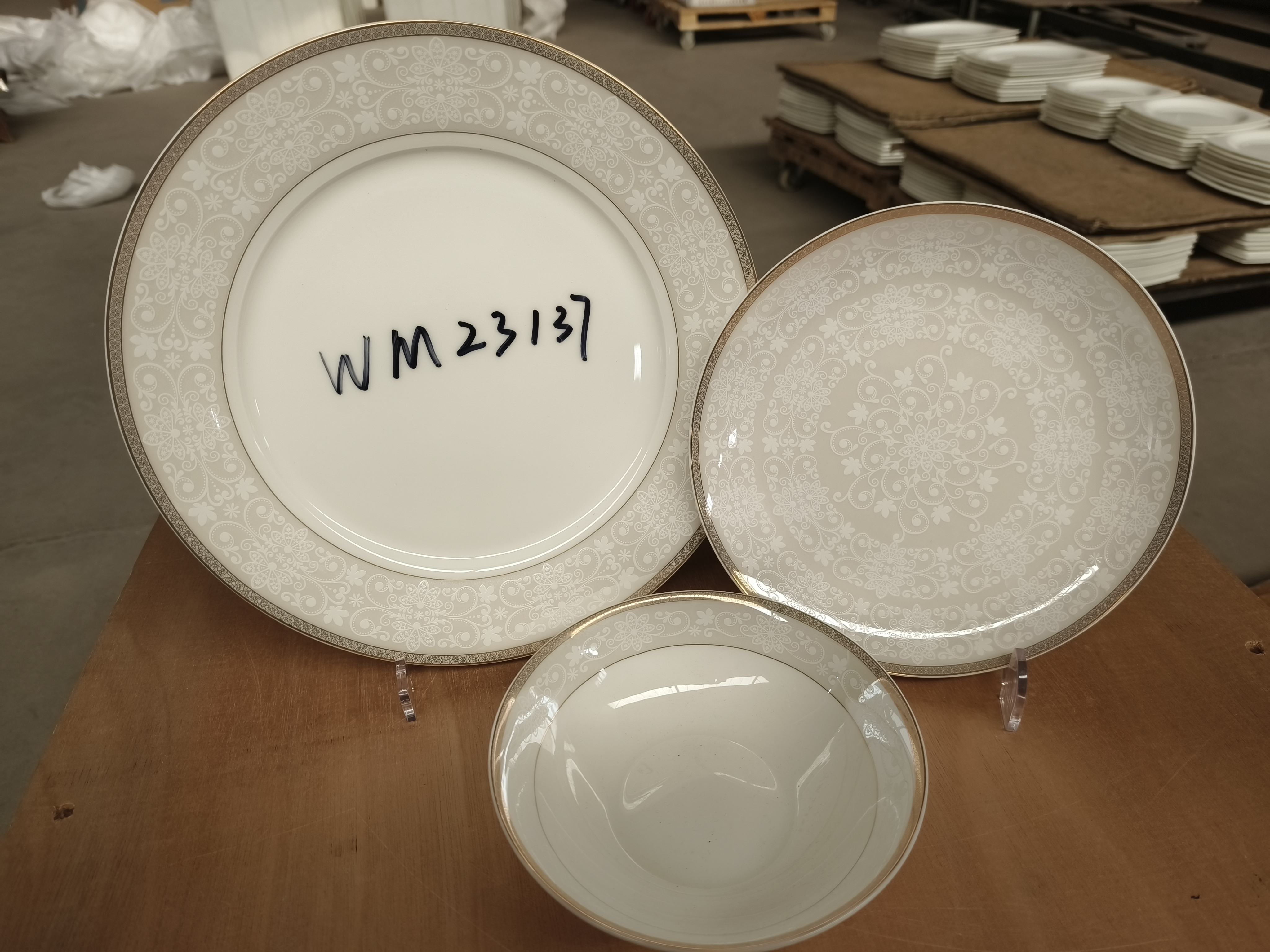 Tangshan Junmao Trading Co.,Ltd. – vaso de cristal 2