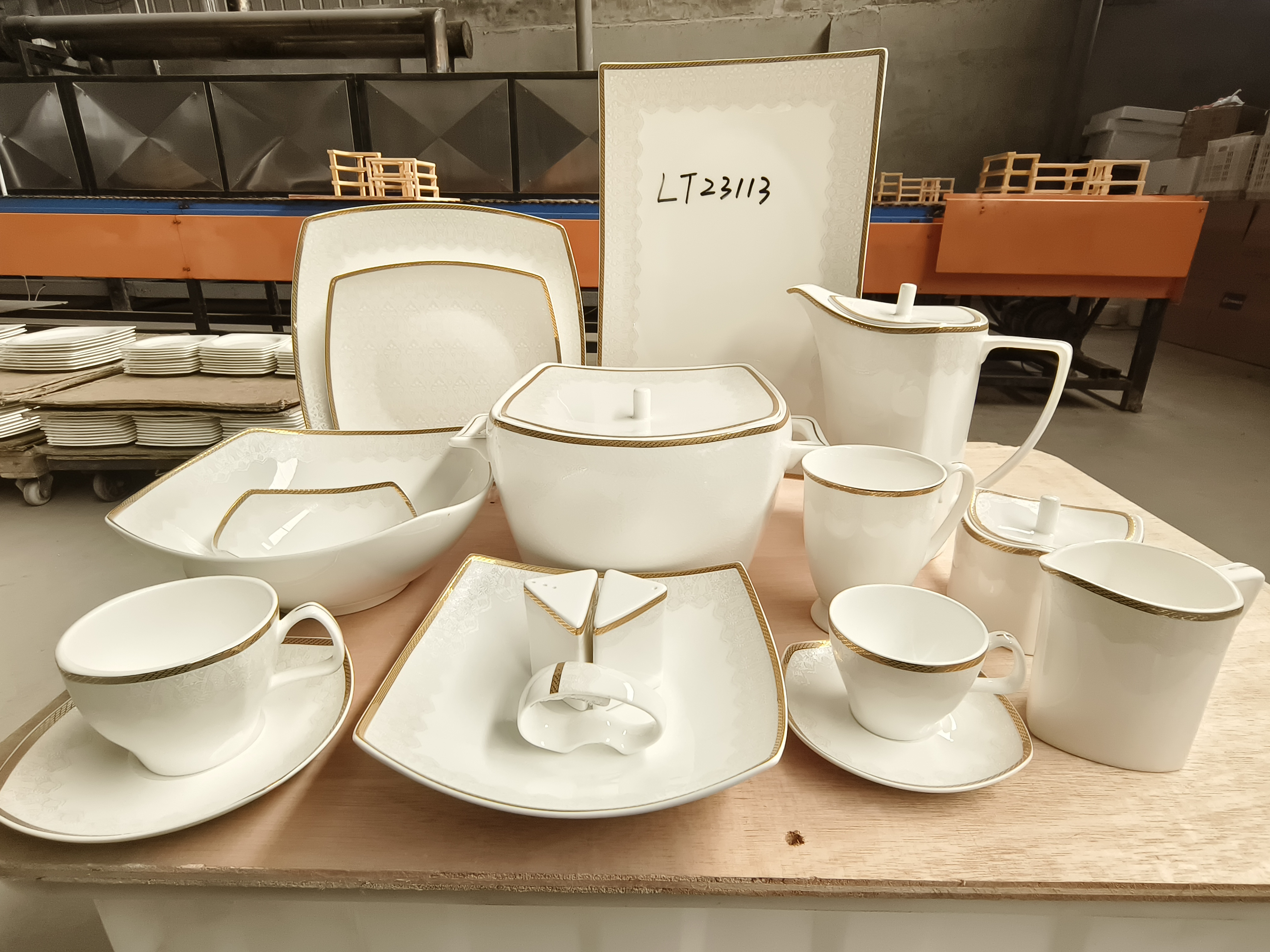 Gl Hp Dinner Set