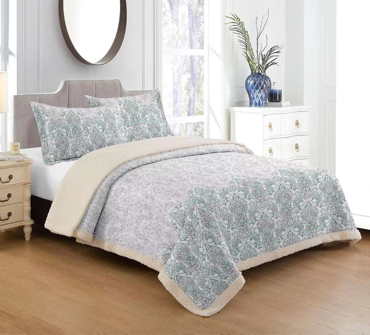 87X94 inch printed double-sided Sherpa Wool bedspread set