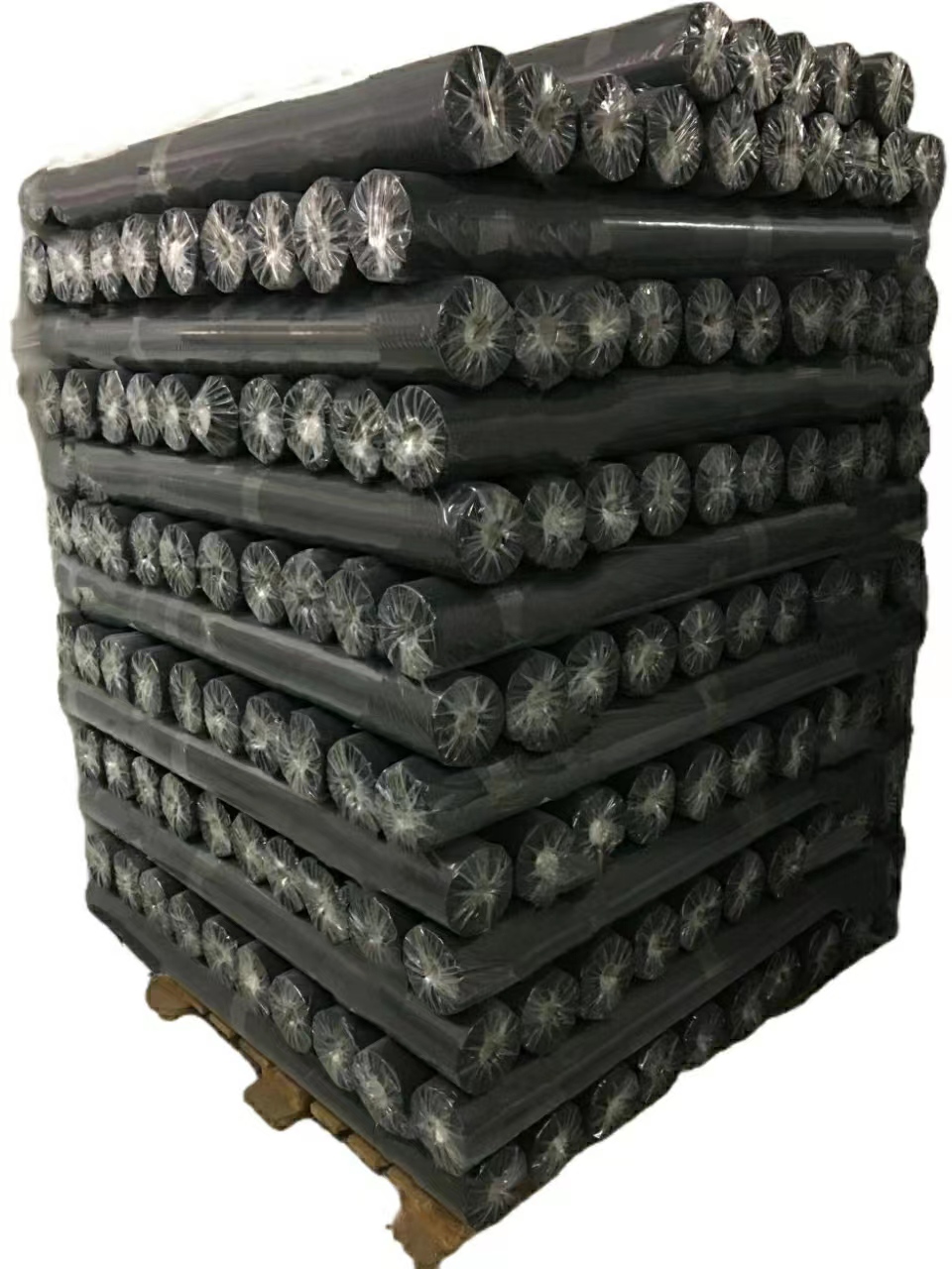 PET anti-grass nonwoven