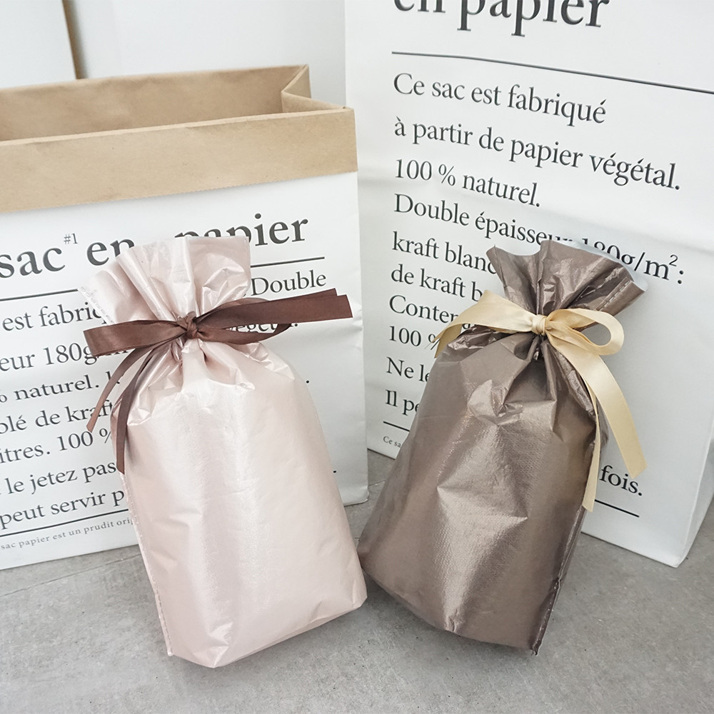 Medium Lady Pink Kraft Christmas Non-woven Gift Bags