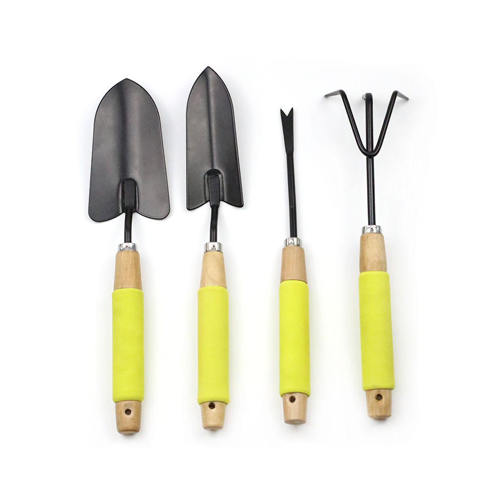 4pcs garden work tools set with plastic coated wood handle