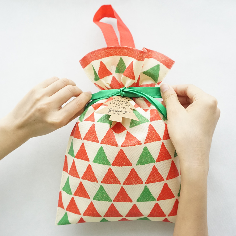 Red Triangle Pattern Christmas Series Gift Bags