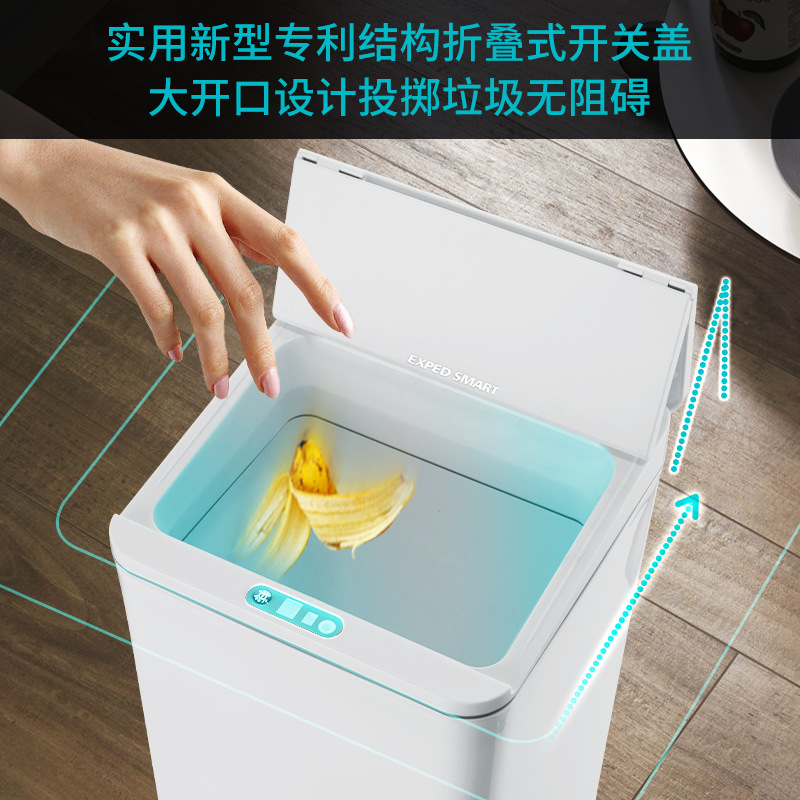 Bathroom trash can