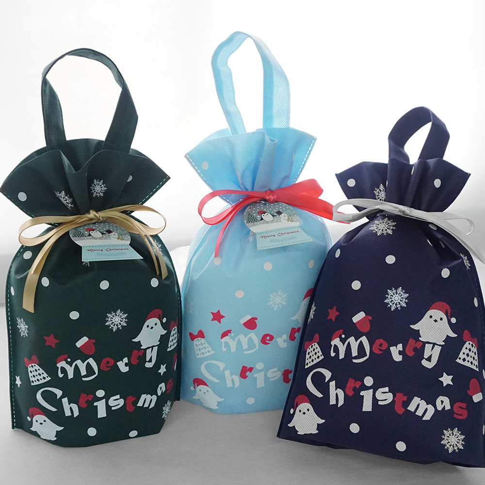 Light Blue Cartoon Pattern Christmas non-woven Handle gift bags