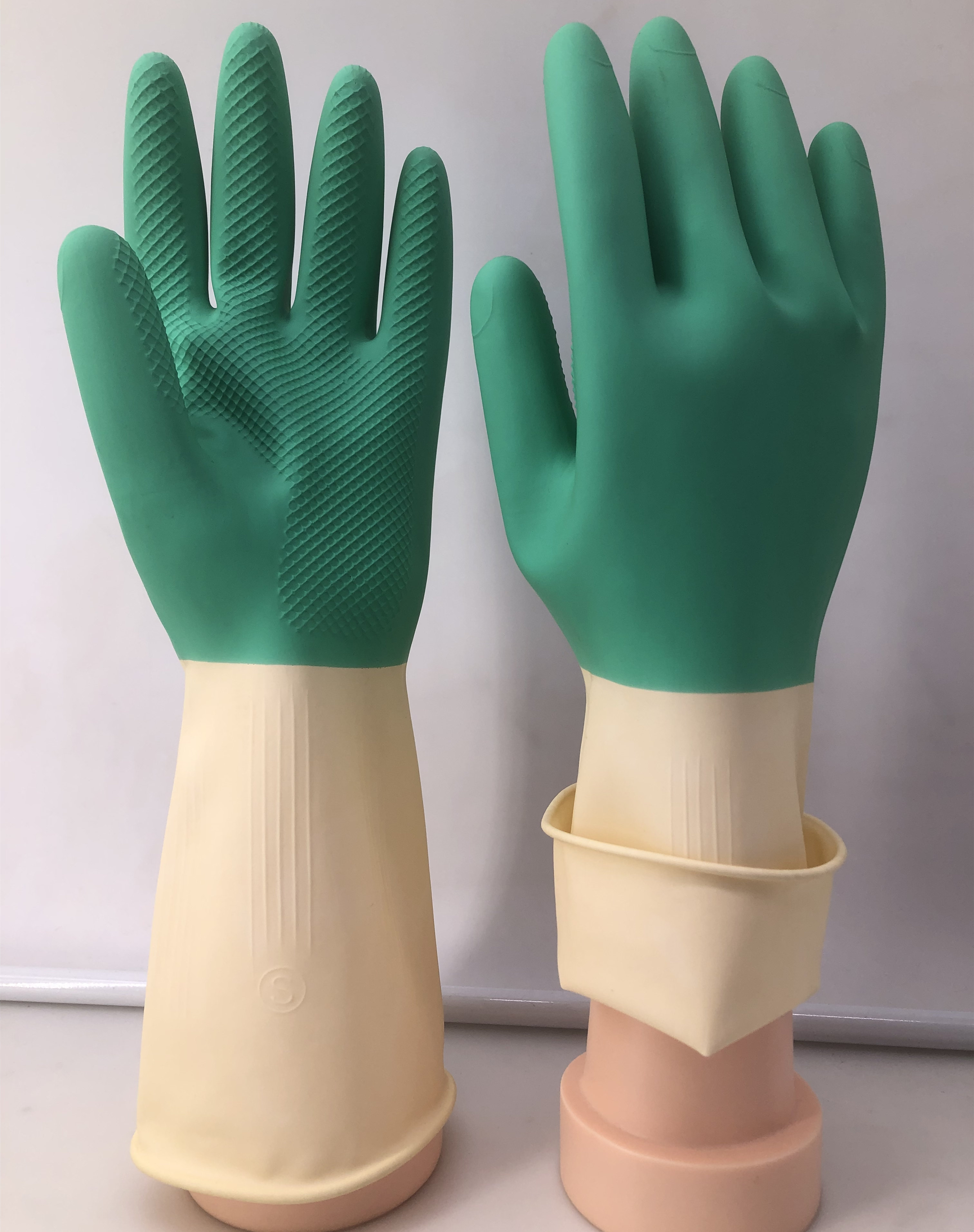 Xingli bi-color net grip household latex rubber gloves