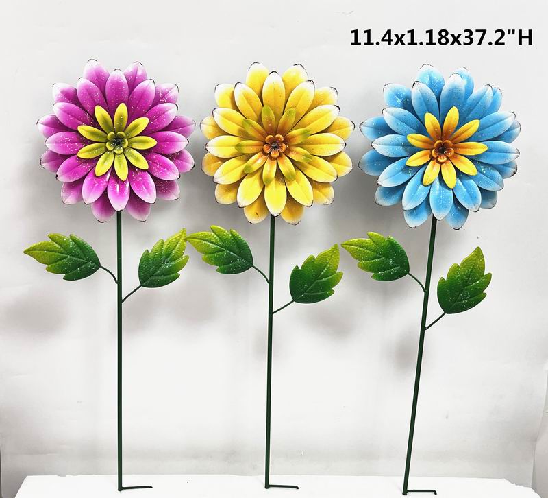 Outdoor garden decoration iron art plug-in