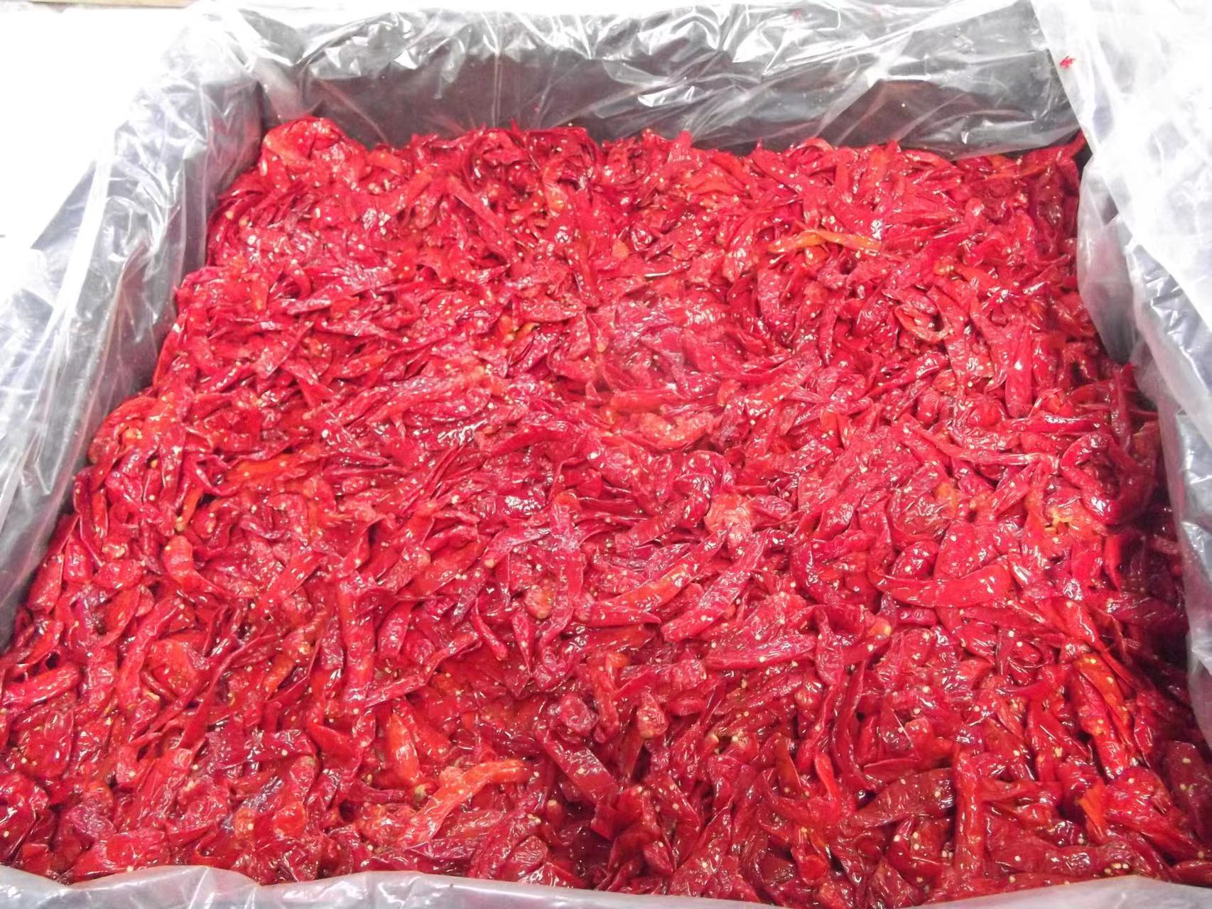 JIZE TIANXIAHONG CHILI CO.,LTD – Condiments 3