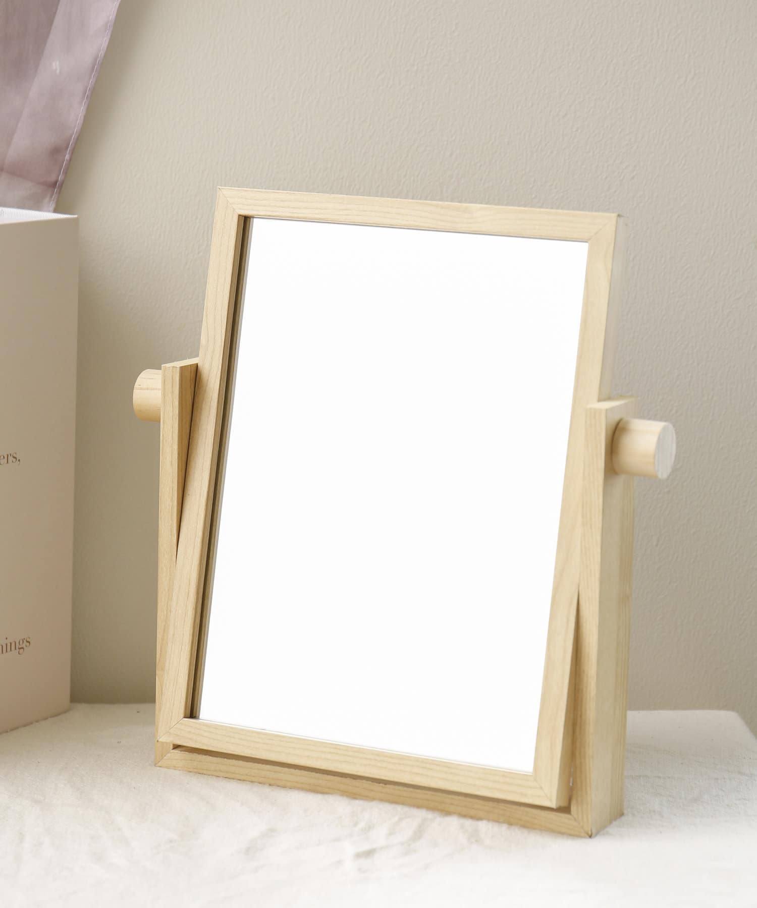 HUICAI make up mirror with bottom stand for table-top