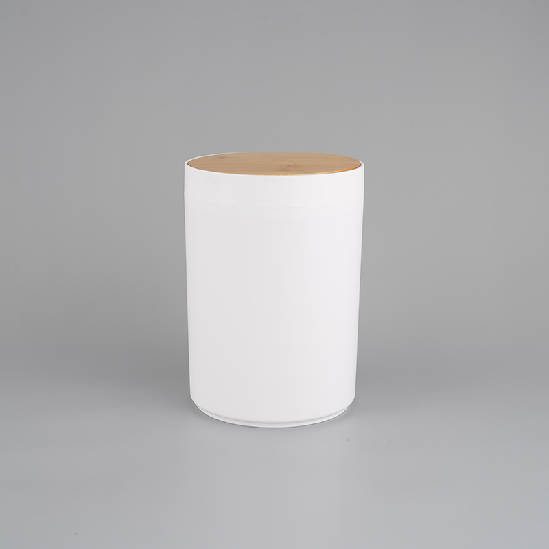Trash Can
