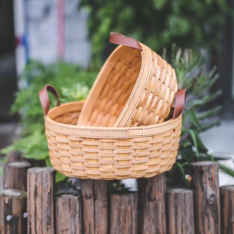 Woodchip storage basket