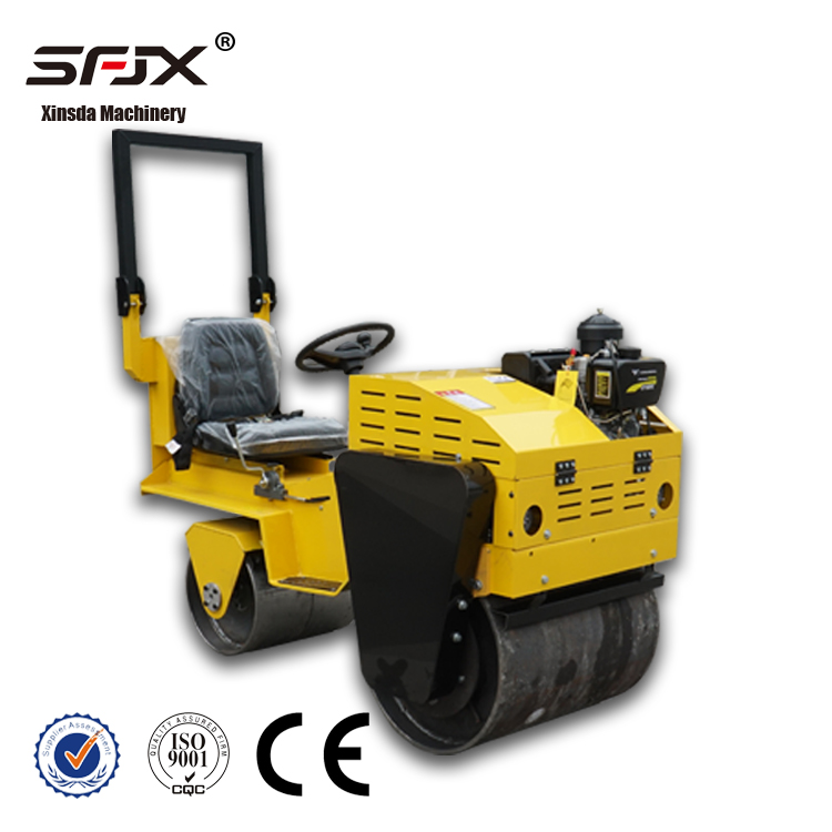 VR850 road roller