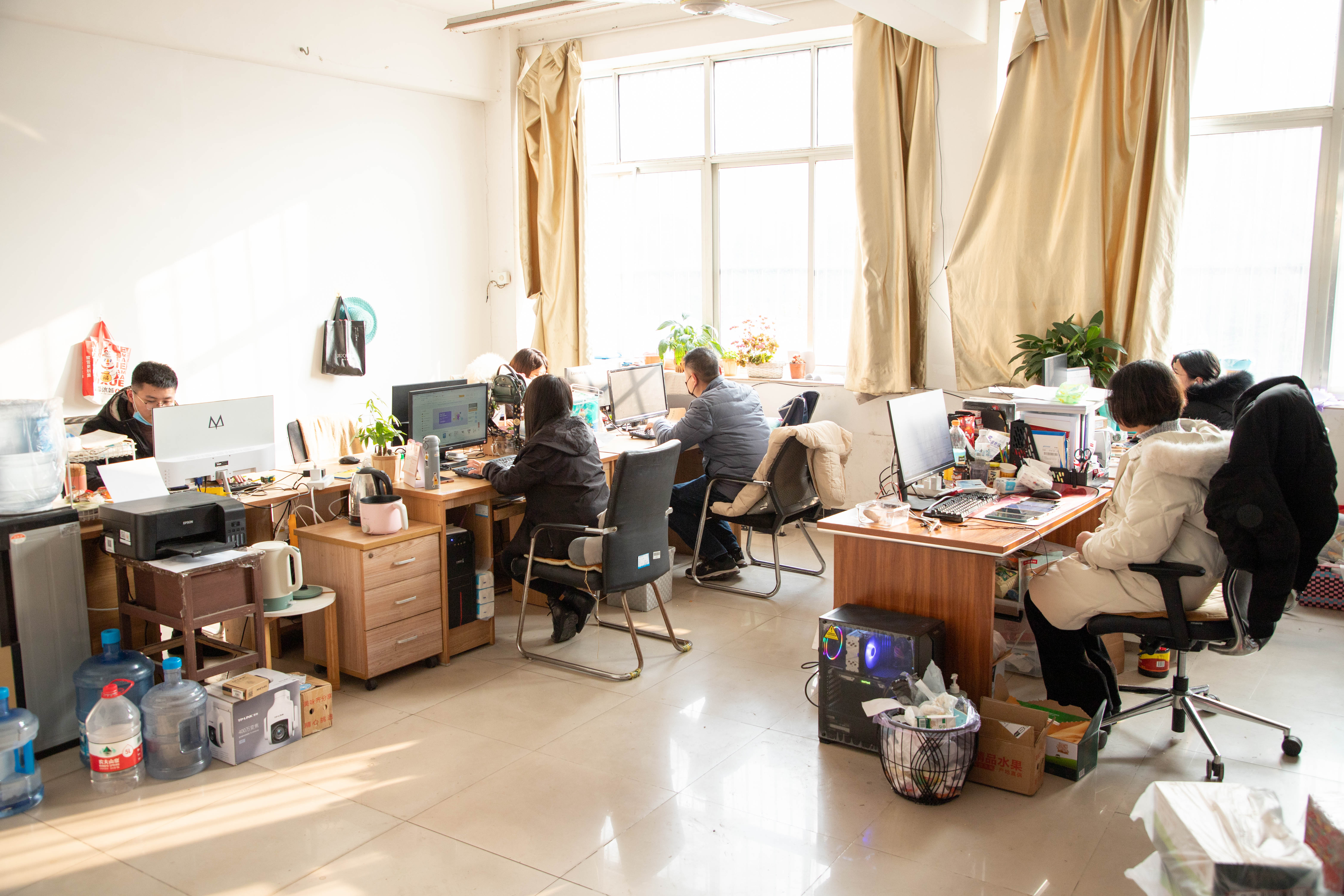 Guangzhou Banglan E-commerce Co., Ltd.