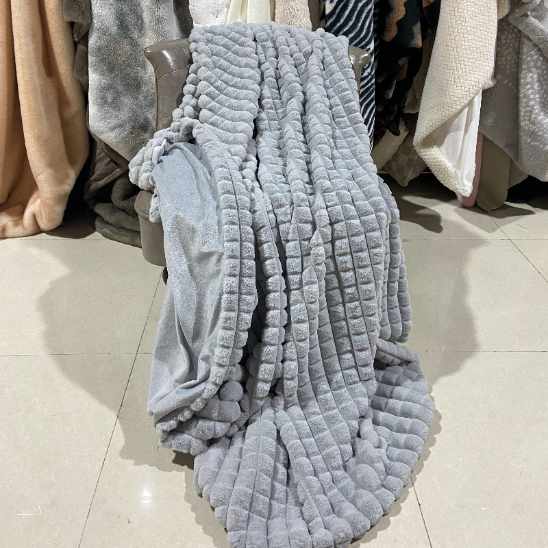 Channel Jacquard rabbit fur blanket
