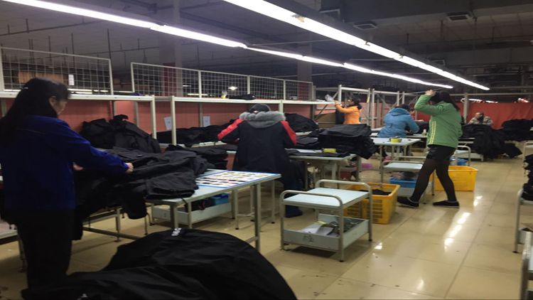 Hubei Jingxu Clothing Co., Ltd. – hilo de poliéster 2