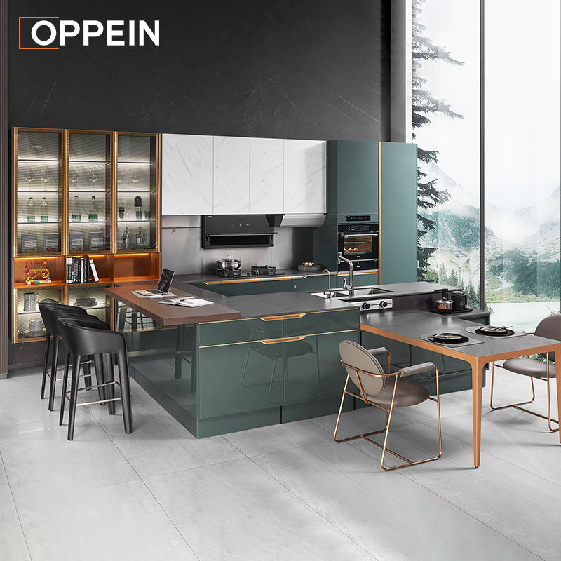 OPPEIN Luxury Green Color UV lacuqer kitchen cabinets With Island