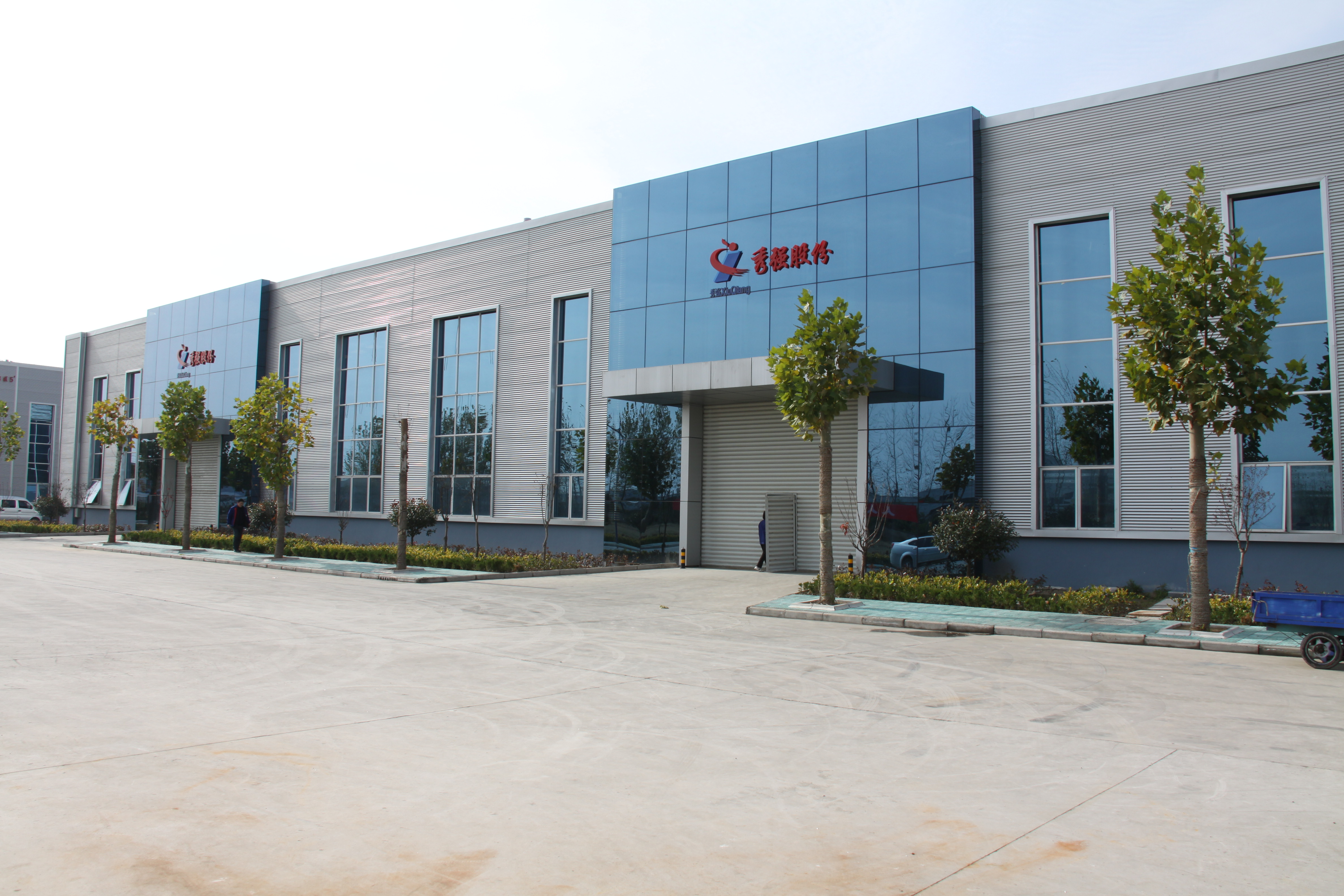 Jiangsu Xiuqiang Glass Craft Co., Ltd. – Cabinets and accessories 1