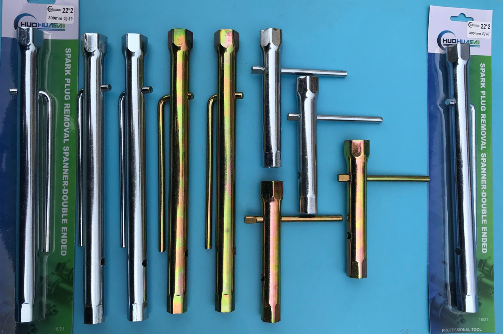 Pipe spark plug wrench