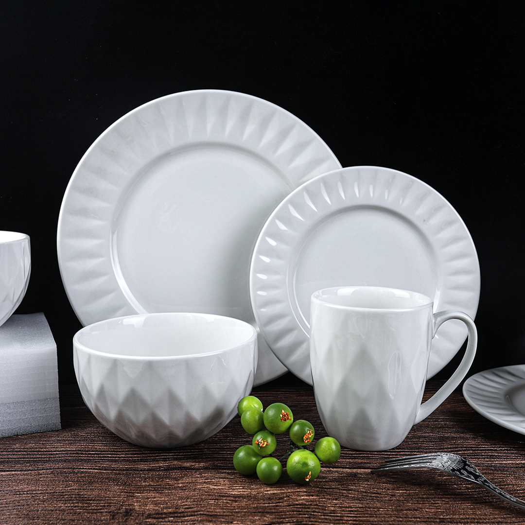 White embossed procelain dinner set