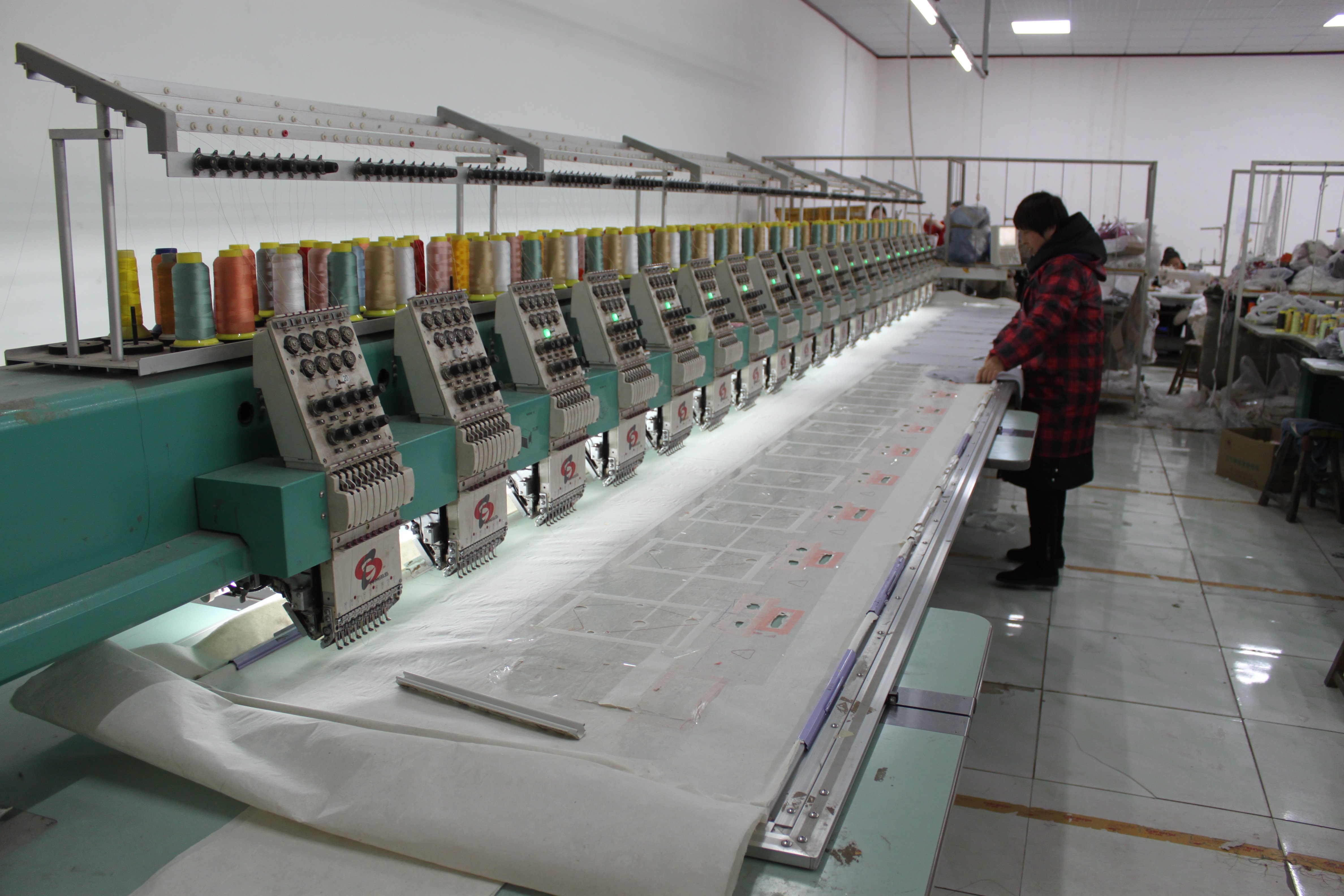 Hebei Xubao Clothing Manufacturing Co., Ltd. – hilo de poliéster 2