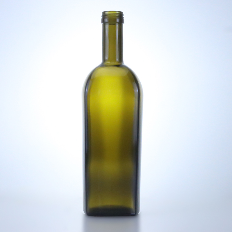 Factory wholesale high quality 700ml olive oil glass bottle custom logo with cork
