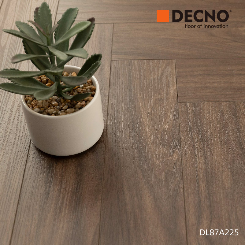 DECNO Laminate Wood Flooring Water Resistant