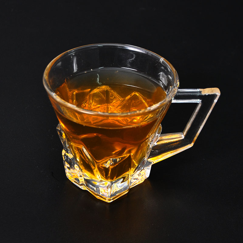 Glass cup