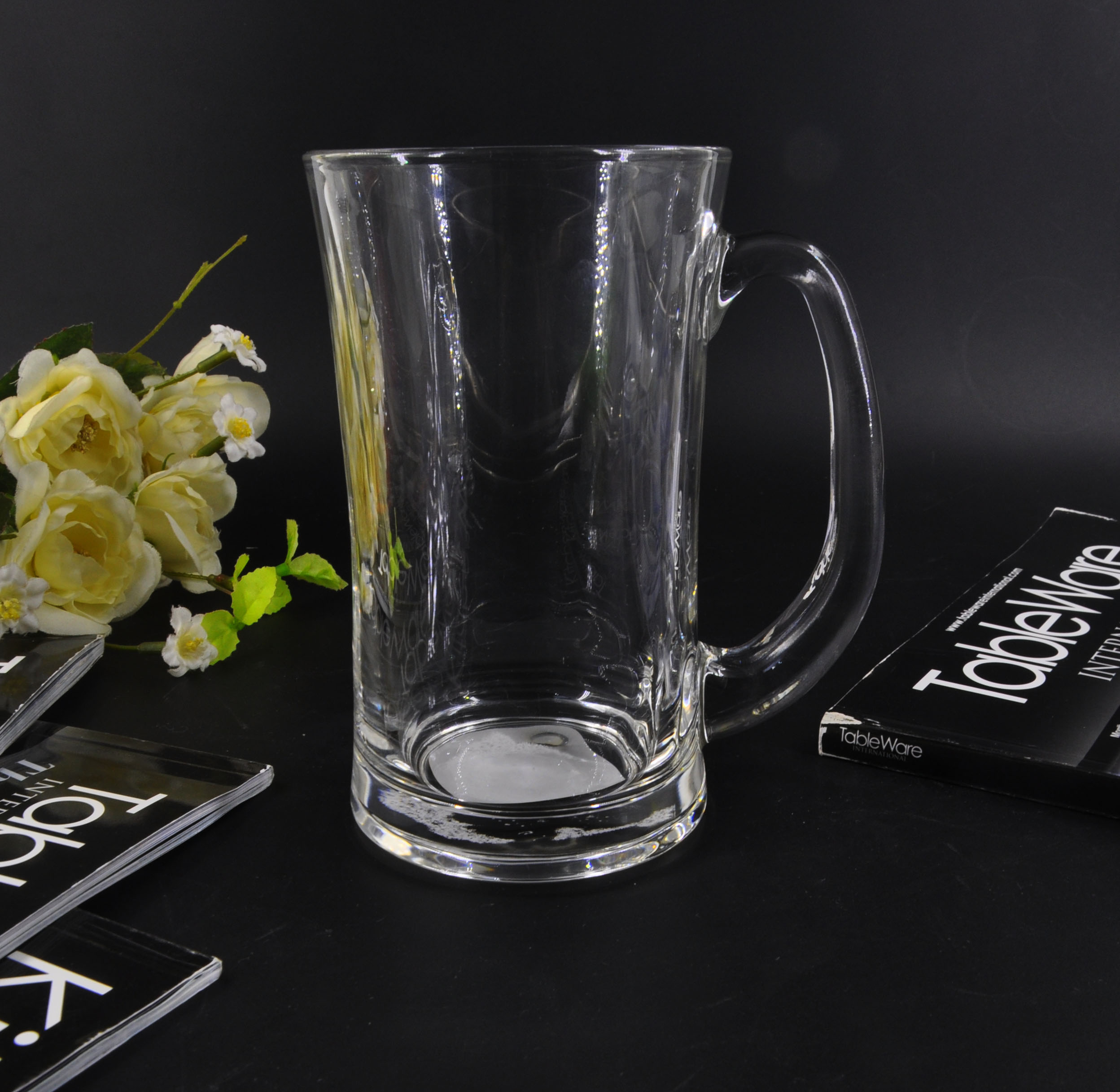 Glass cup