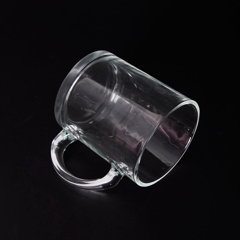 Glass cup