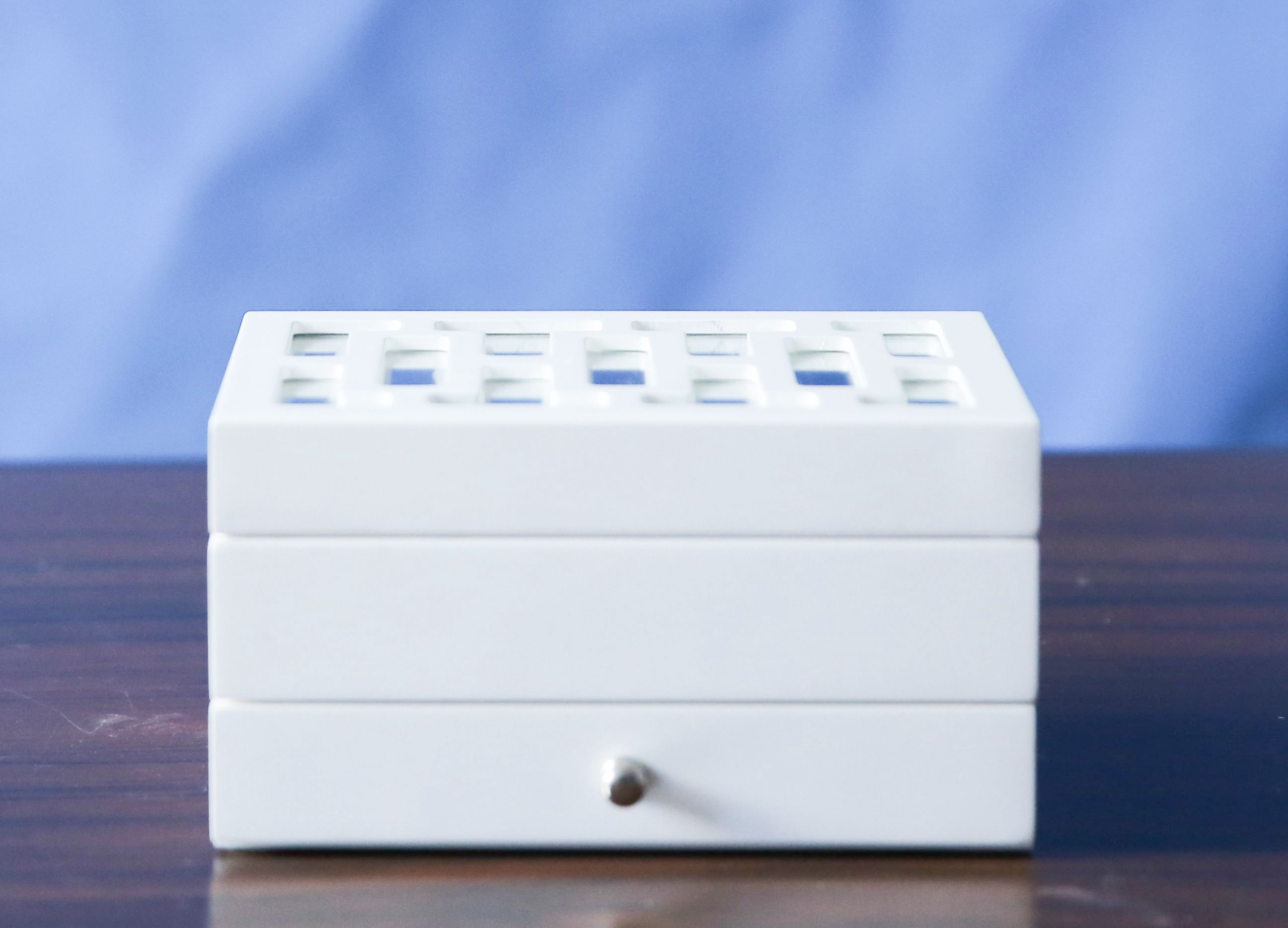 Jewelry box