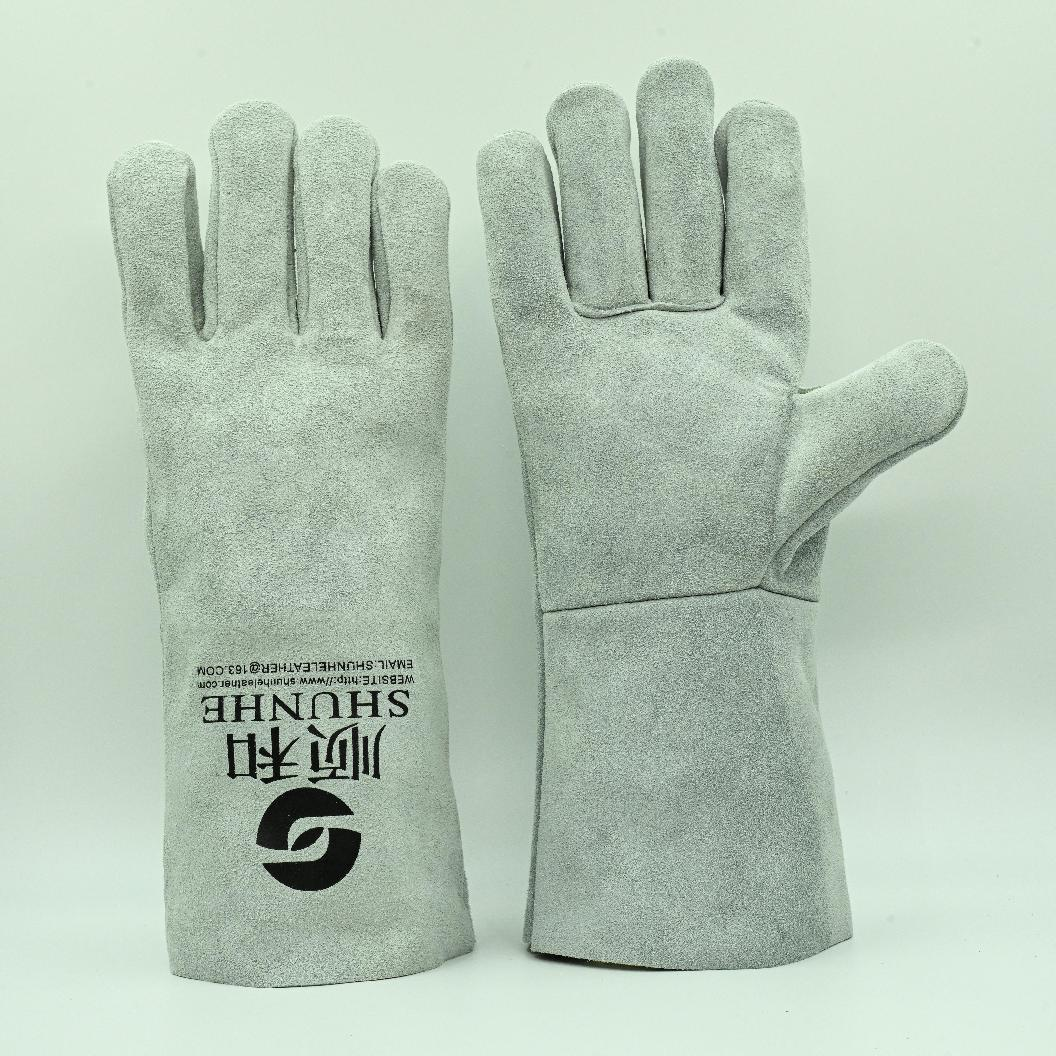 Welding gloves
