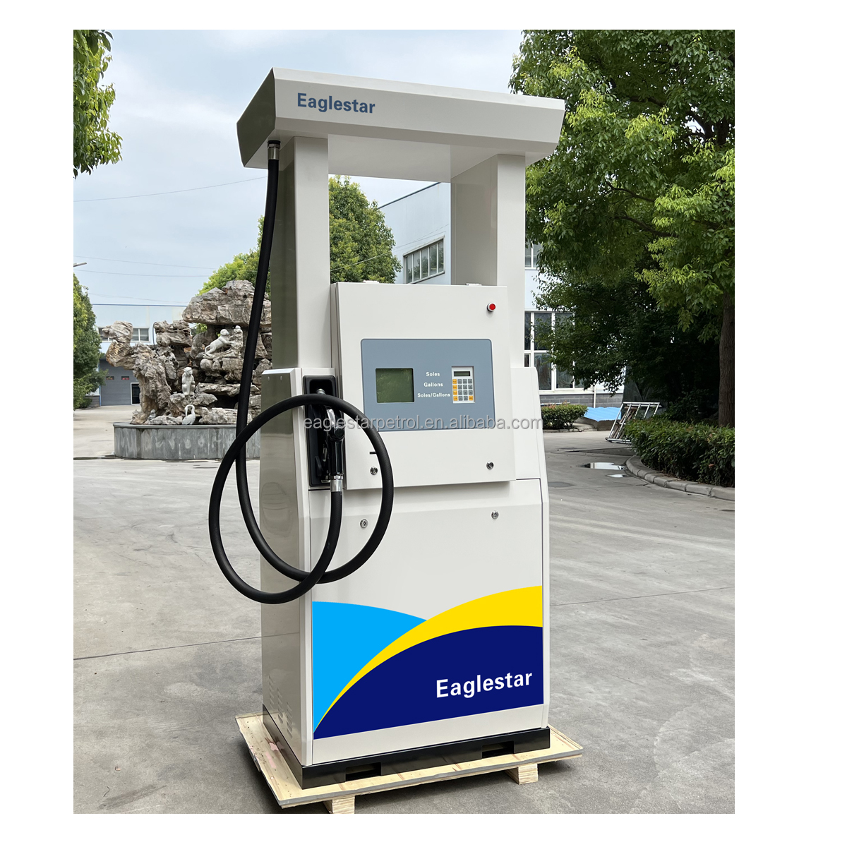 EG2022 fuel dispenser Optional self service system on LED Customized logo painting on front panel