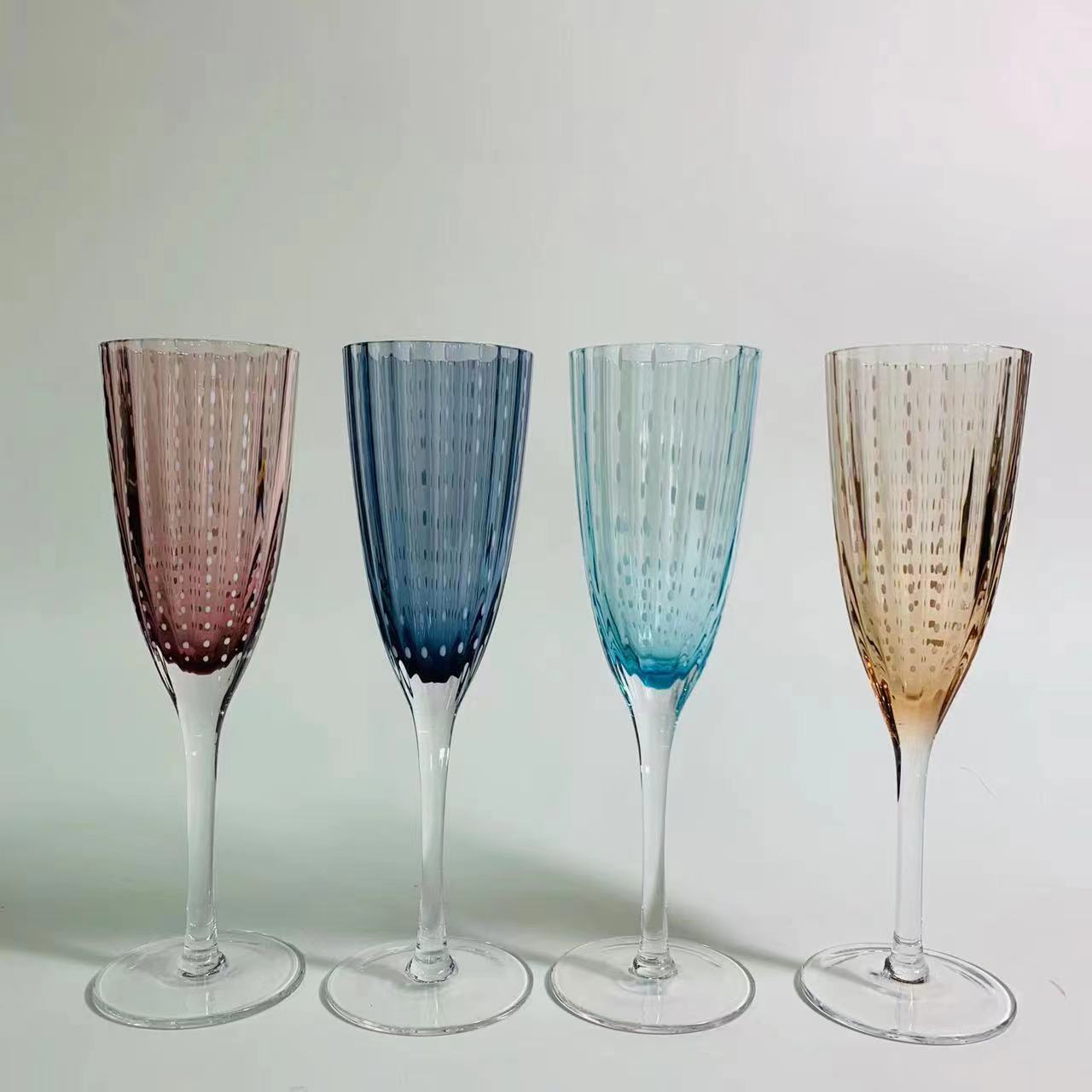 Solid color champagne glass with white dot