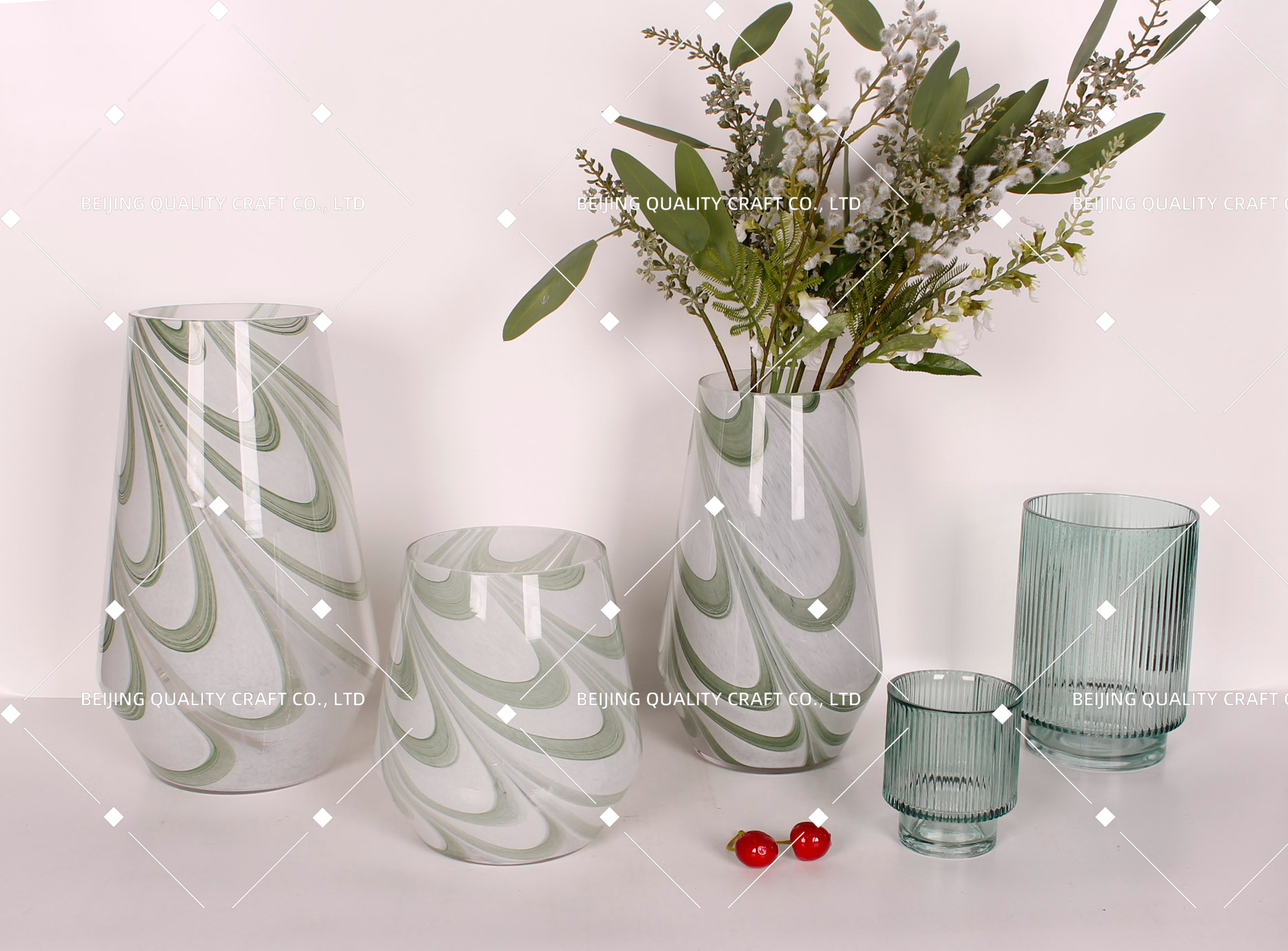 Glass vases. Glass crafts