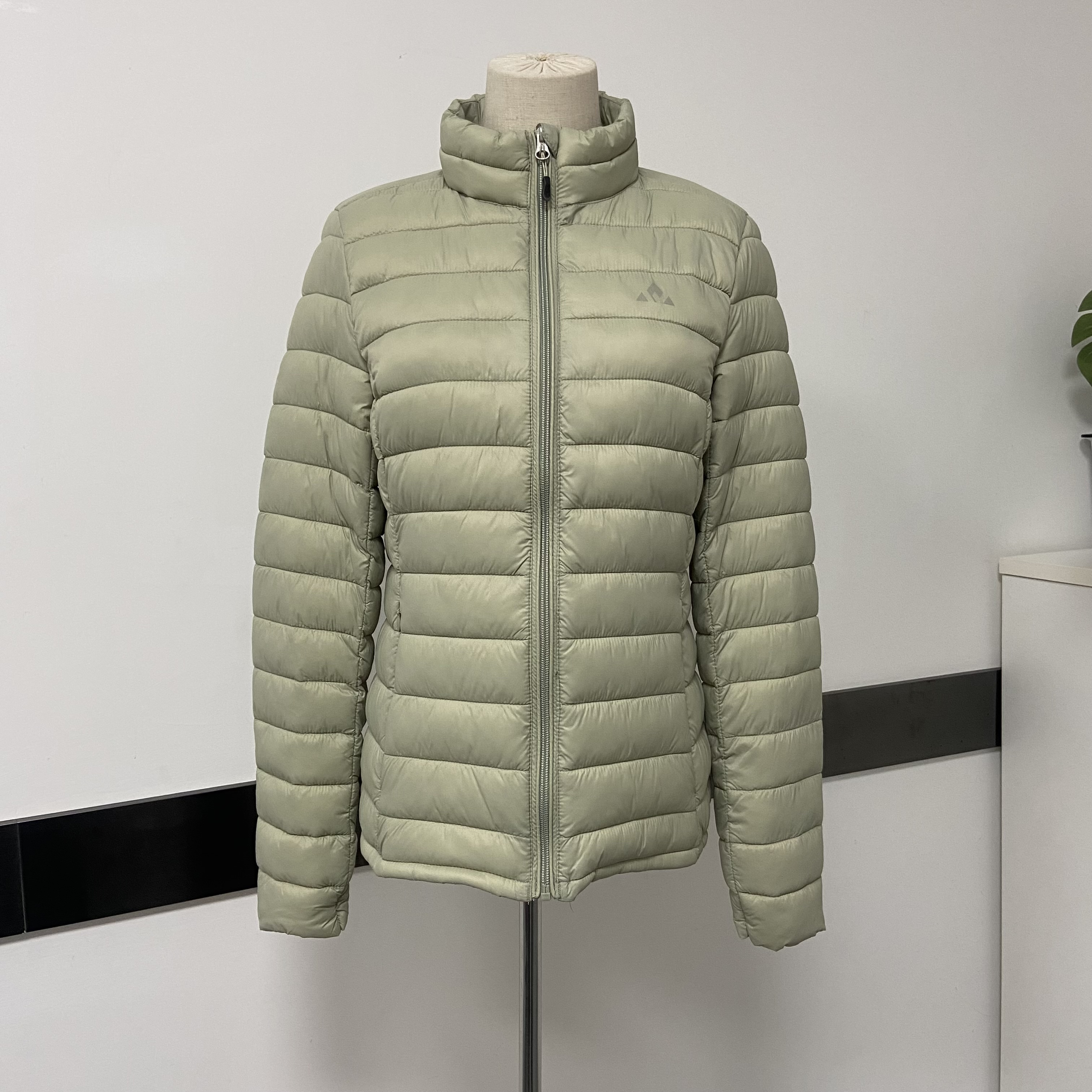 Women padding jacket