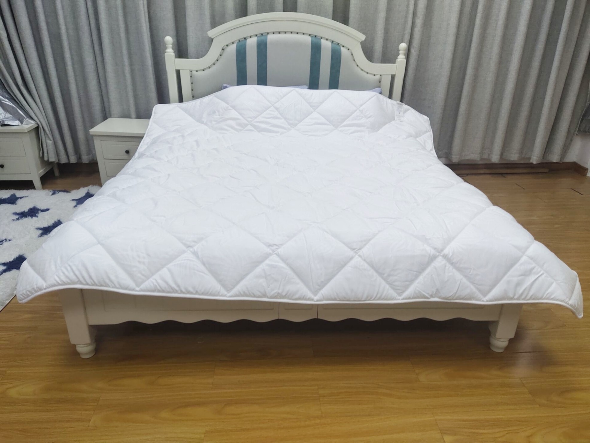 White brushed emboosed comforter