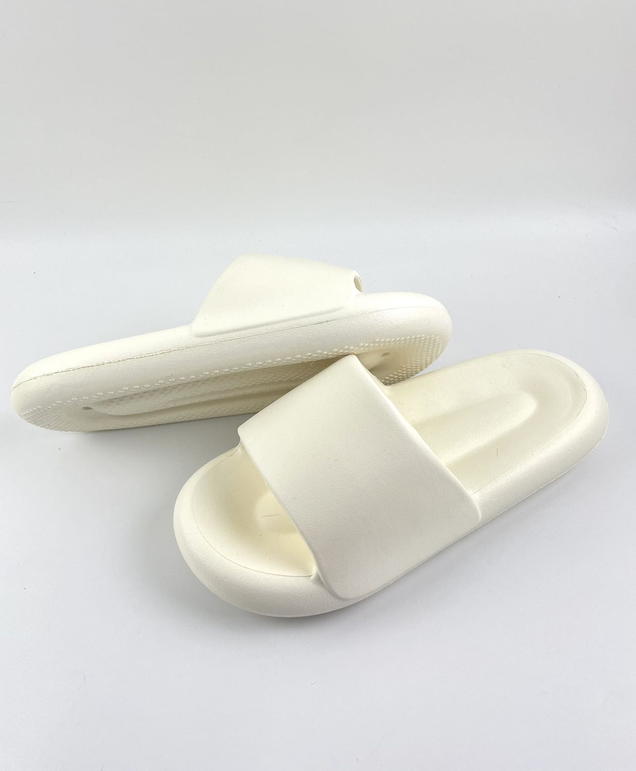 Super Comfy 2023 Summer New Thick Sole Slide Soft Slipper for Men and Women