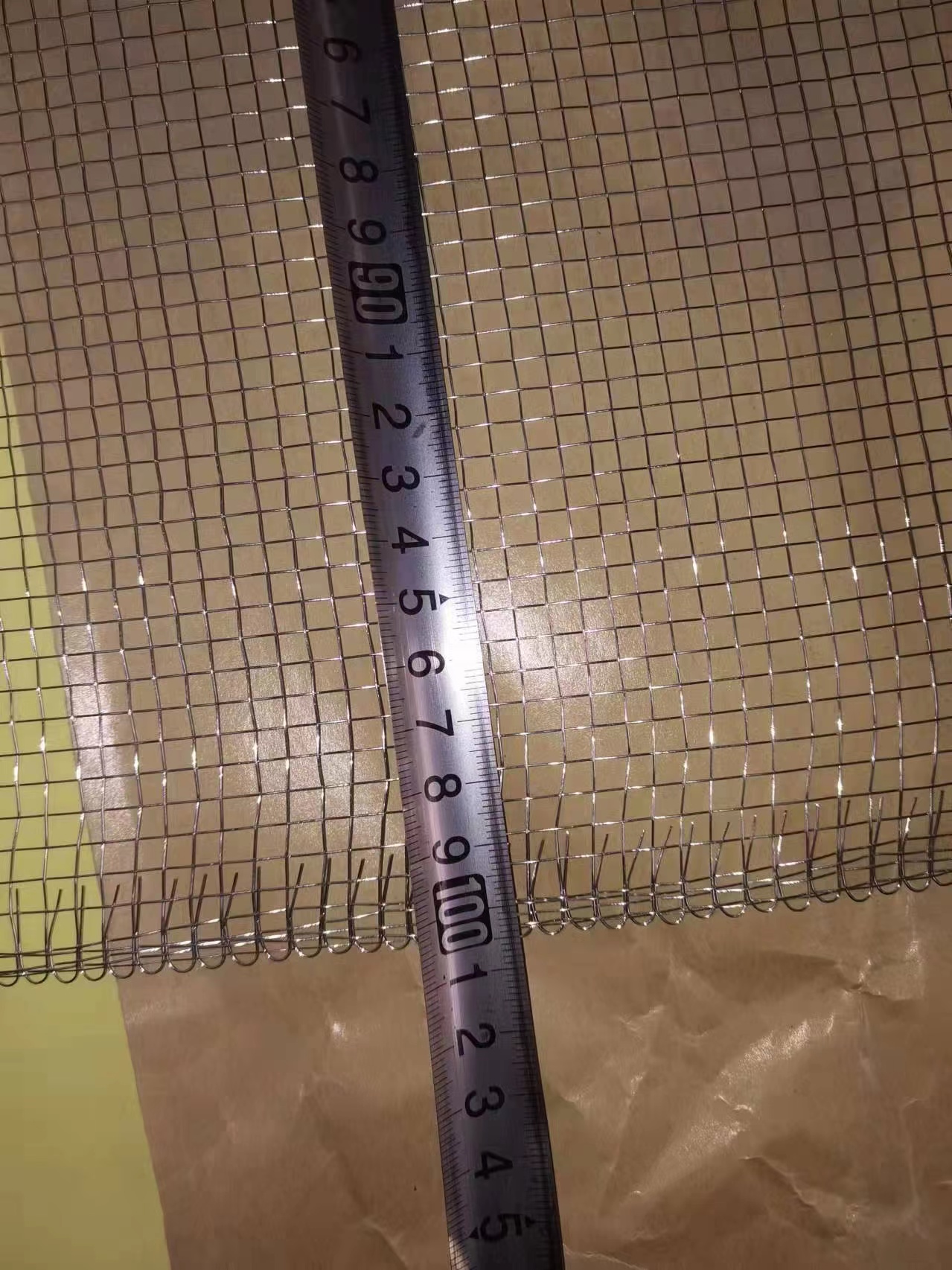 Galvanized wire mesh