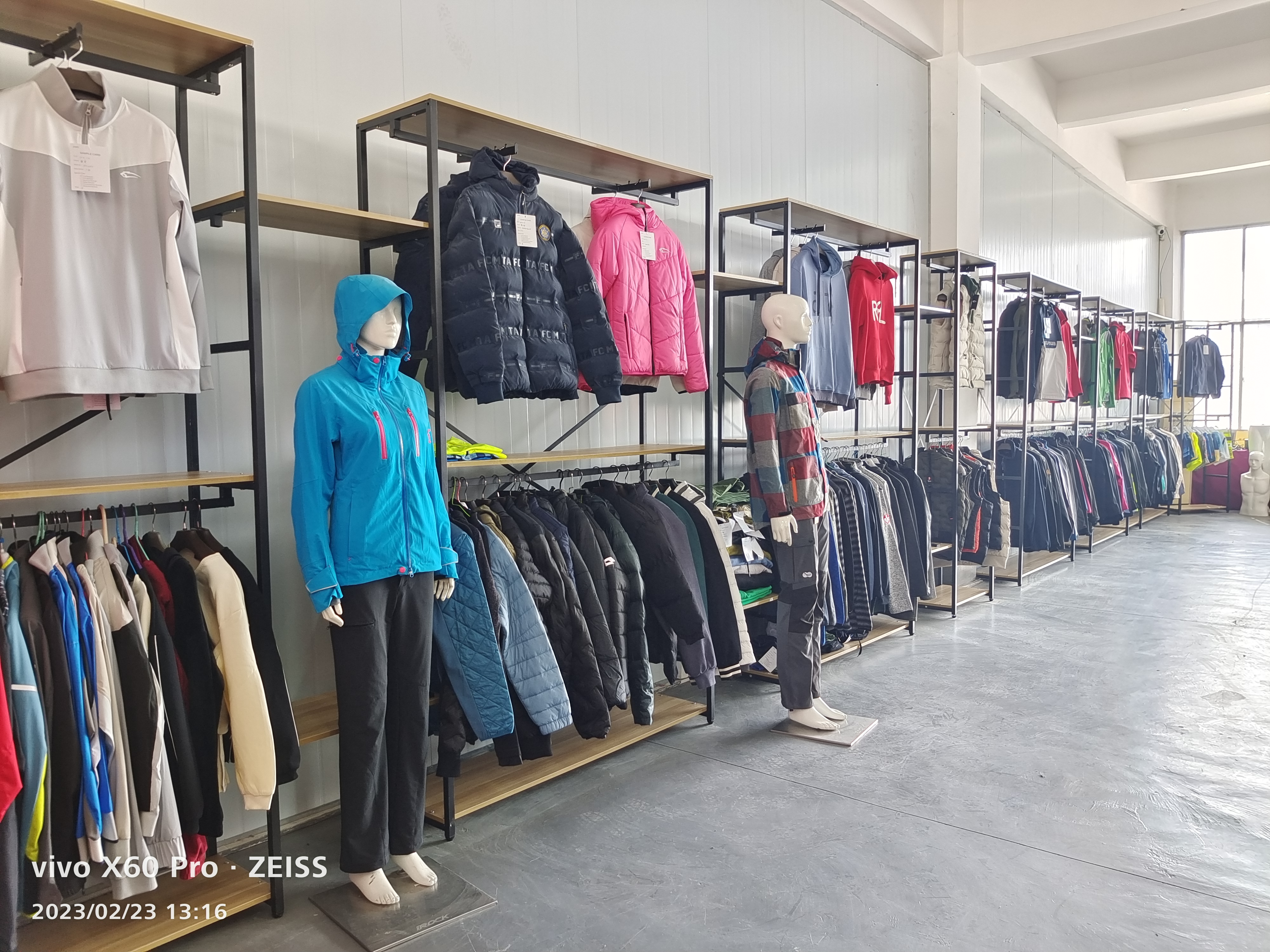 Qiomo (Fujian) Outdoor Products Industrial Co., Ltd. – Camping/Hiking Clothes 1