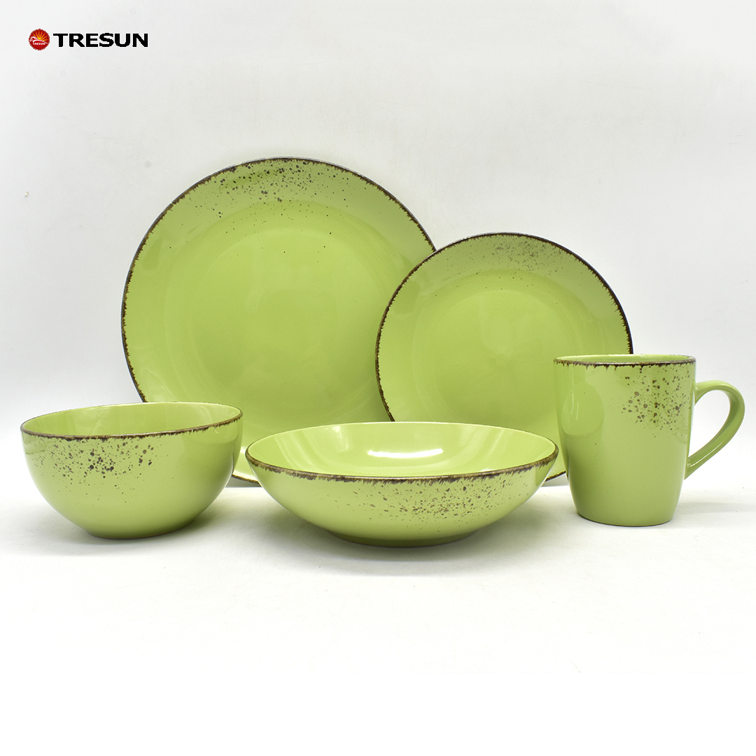 Green stoneware set