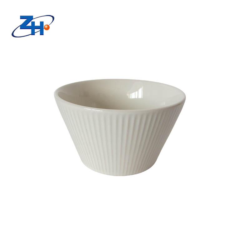Nordic style minimalist white vertical stripe relief bowl