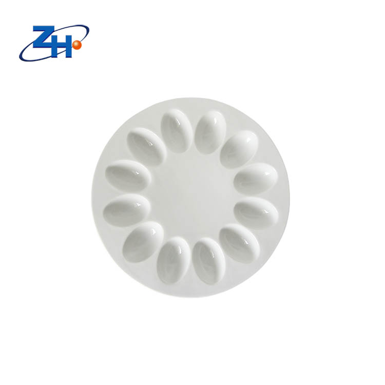 Customized large pure white ceramic egg tray for customers