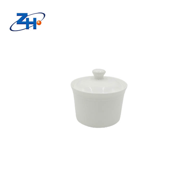 Small size 3.8inch pure white bone china stewpot, hotpot with two handles and lid