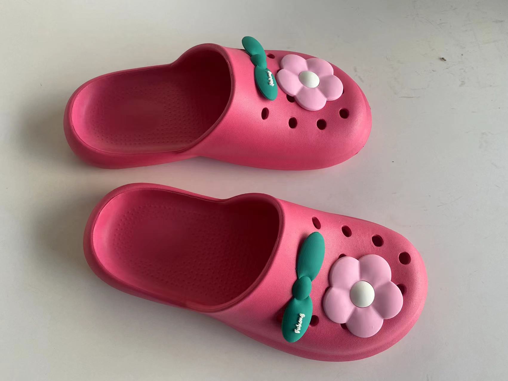 New Flower Women's Summer Thick Sole Hollow Breathable Fashion Casual Slippers