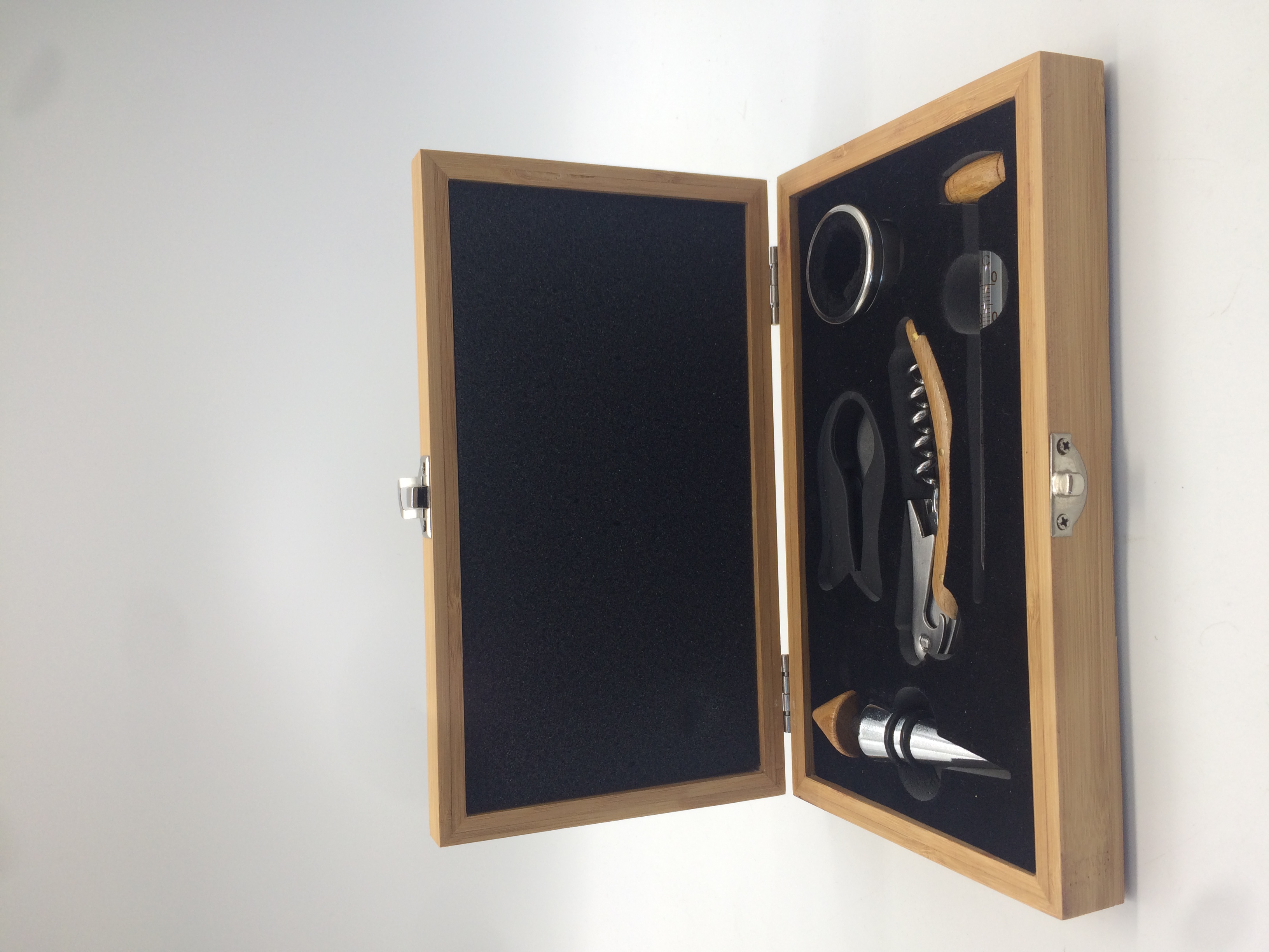 Bottle opener set