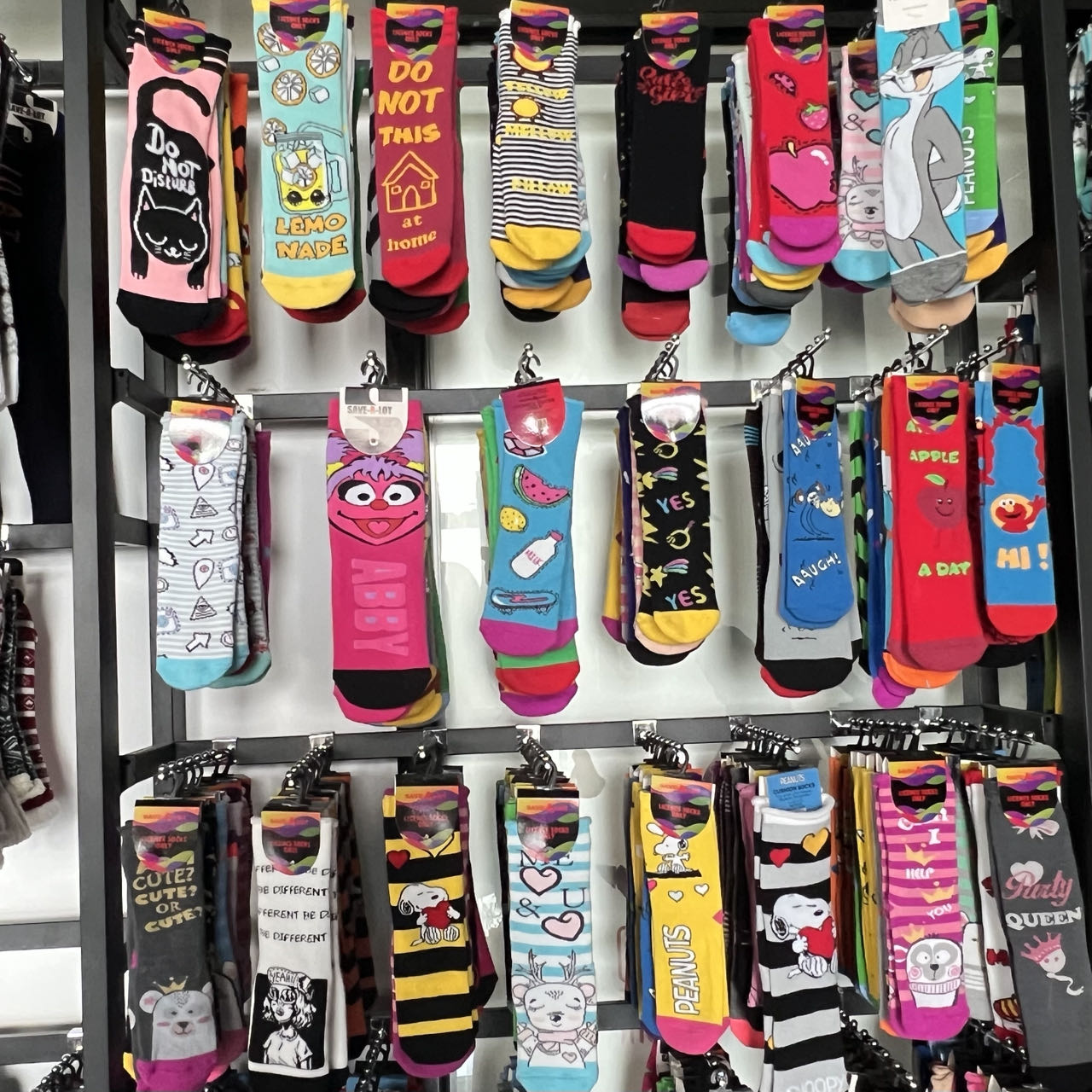 Pujiang Ladience Clothing Co., Ltd. – men's socks 3