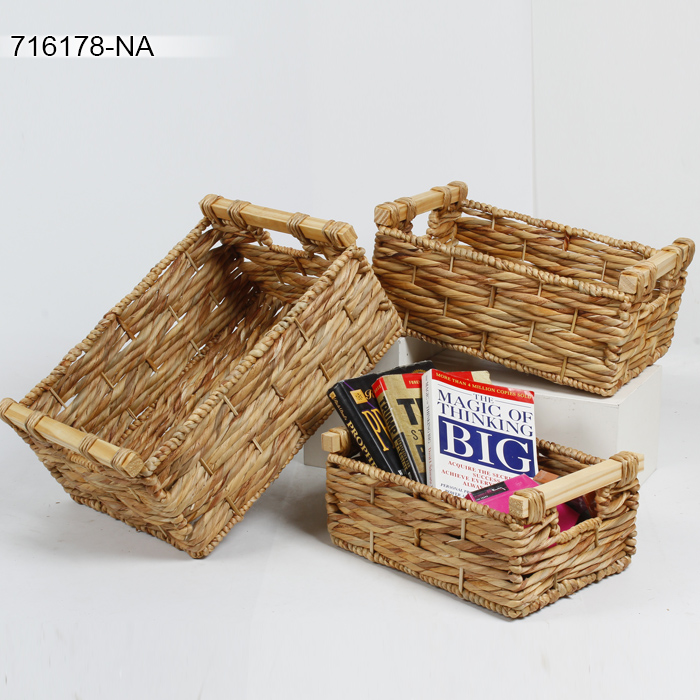 0-Water hyacinth basket