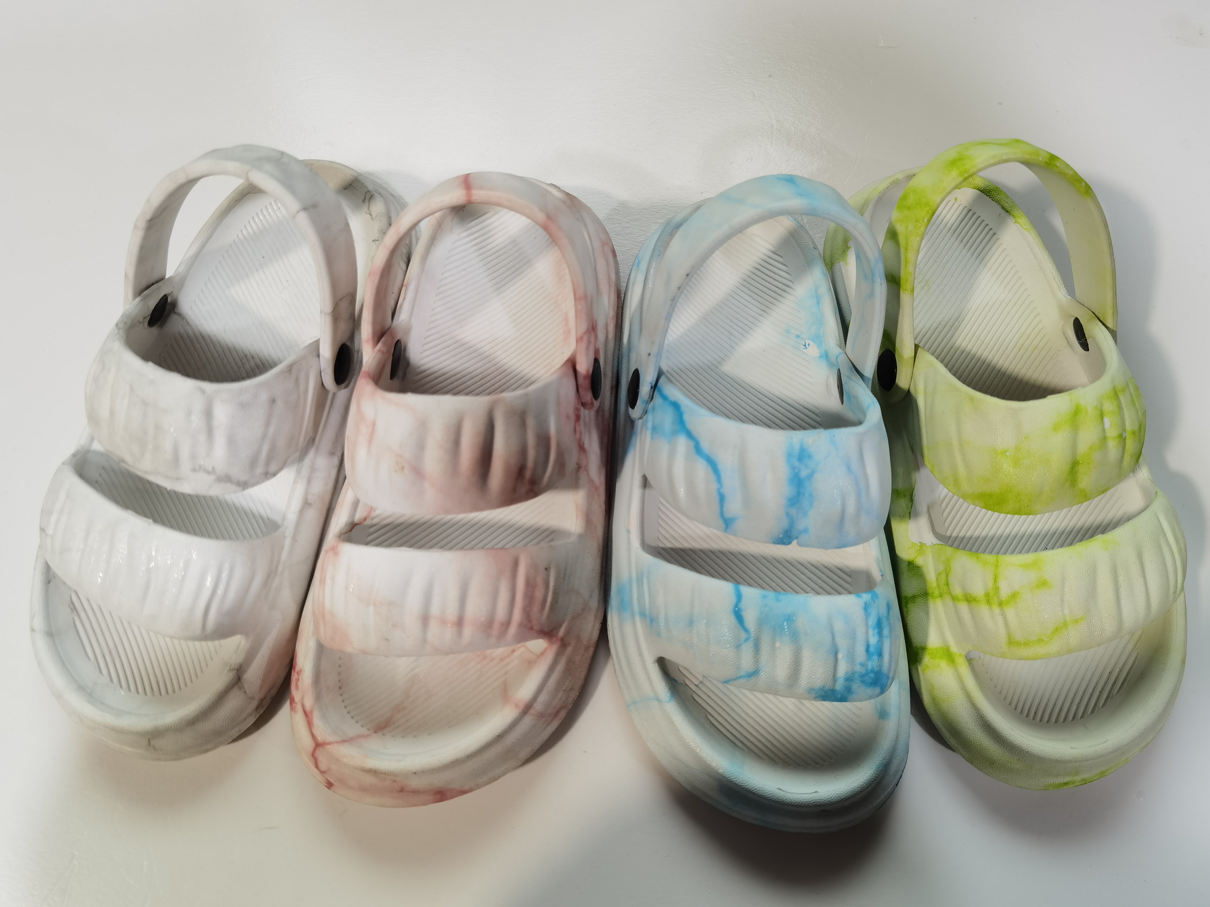 Summer New Cute Luminous Non slip Soft Sole Quick Drying Children's Slipper